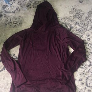 Plum lightweight hooded athletic jacket